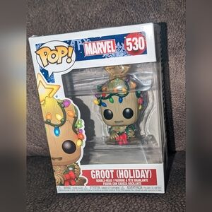 New! Marvel, Funko Pop, Groot Holiday (Christmas), bobblehead figurine #530